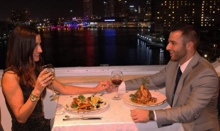 dinner on yacht mumbai
